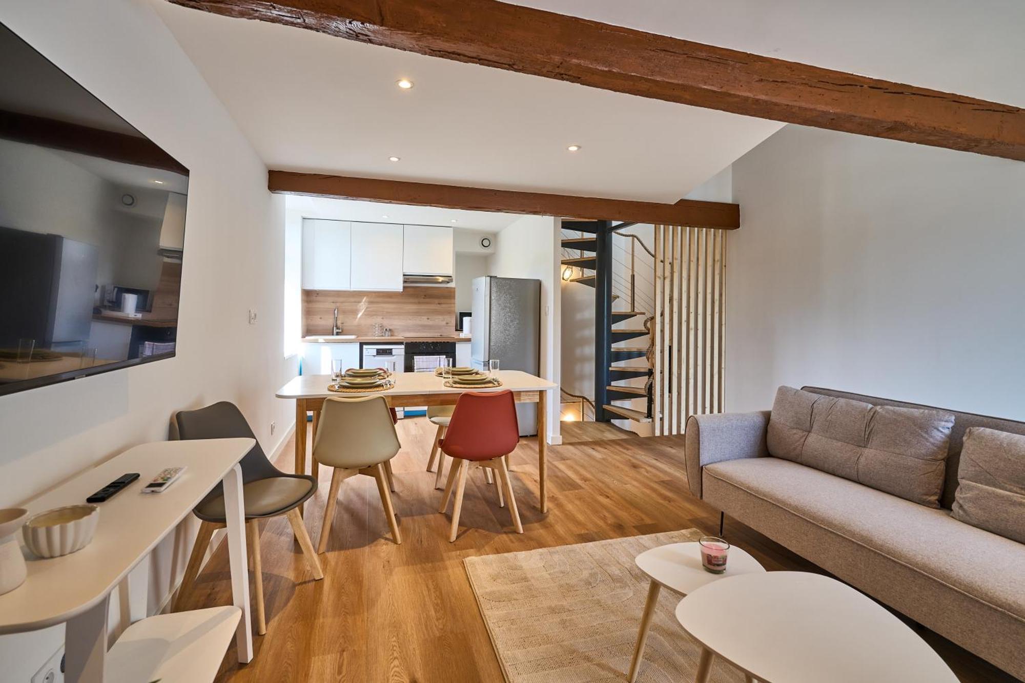 Le Rempart Harmonieux - Triplex Au Pied De La Cite Apartment Carcassonne Exterior photo